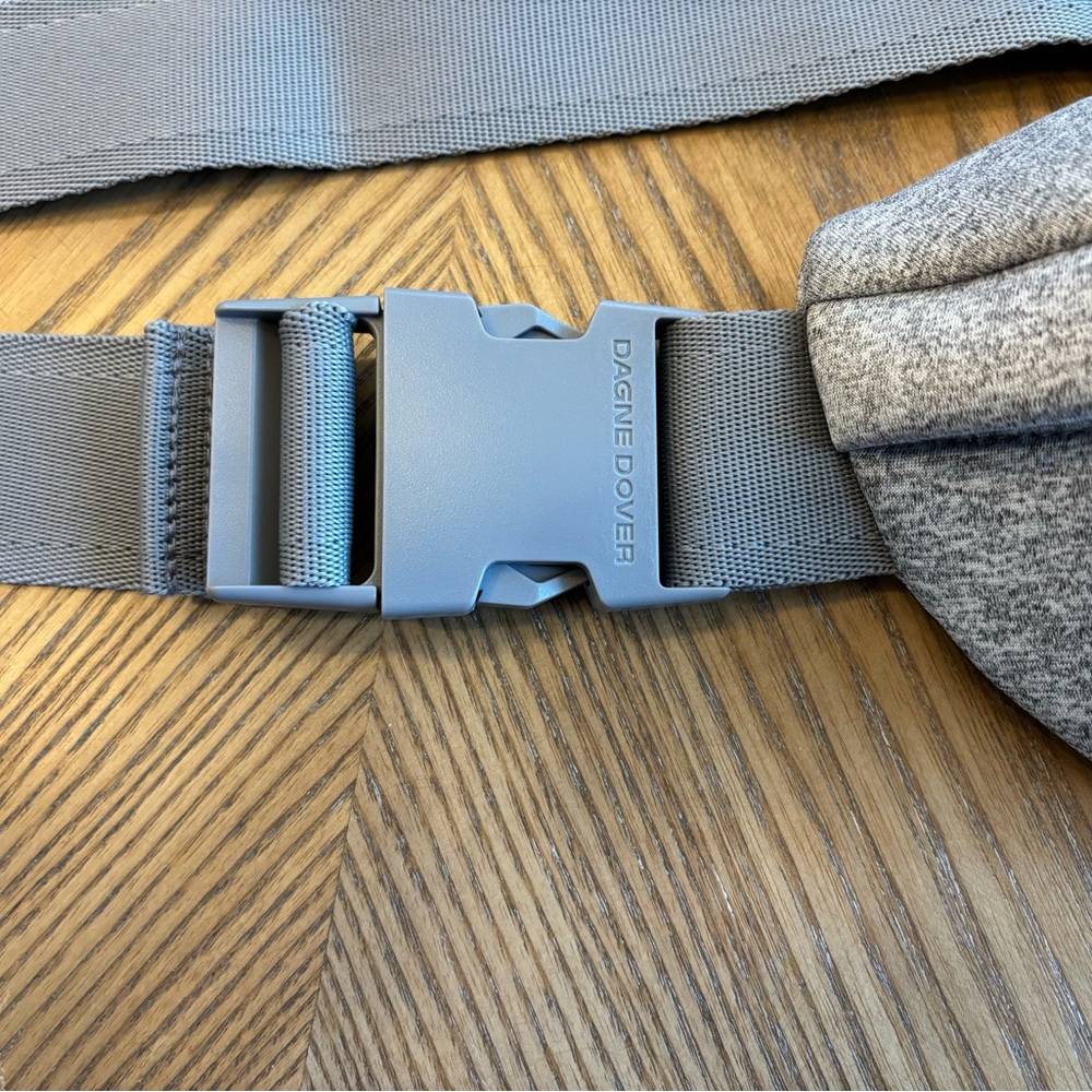 Heather Grey Dagne Dover Women’s Crossbody Bag - Picture 7 of 8